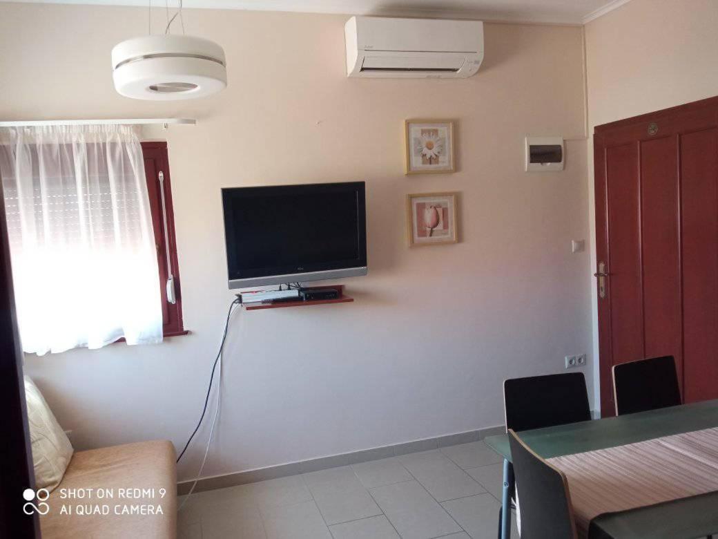 Besenyei Apartman Sárvár Esterno foto